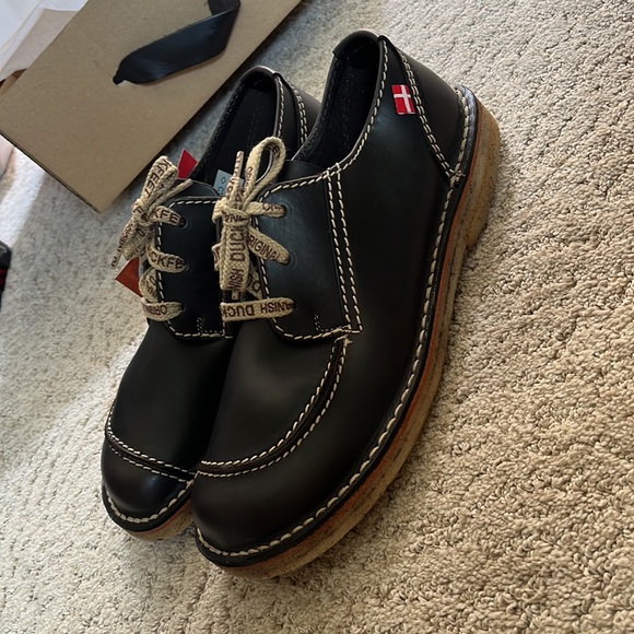 Duckfeet lace-up shoe - Picture 3 of 3